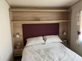 New Forest Retreat on a 5* Holiday Resort